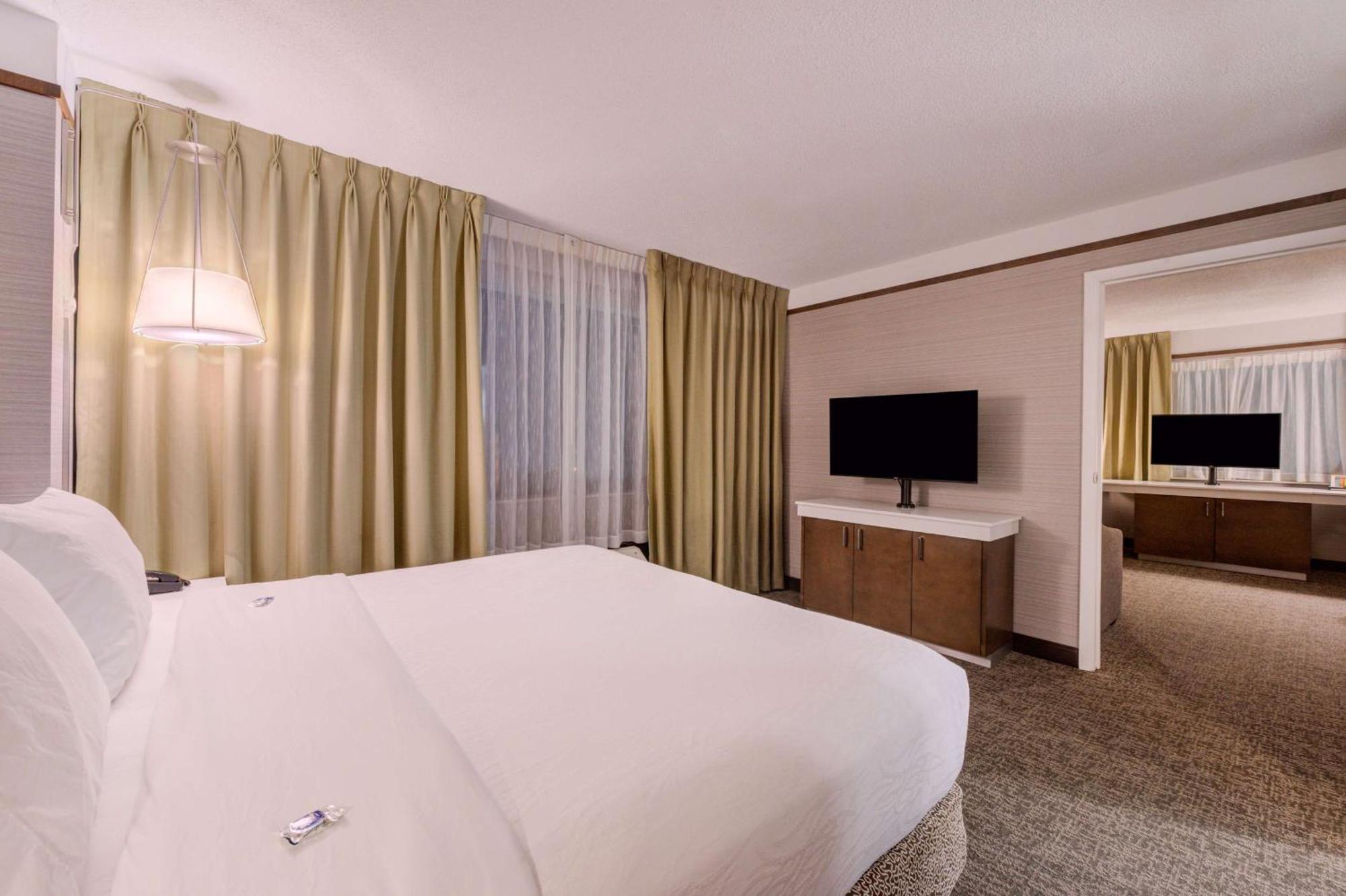 Hilton Garden Inn Detroit Southfield Dış mekan fotoğraf
