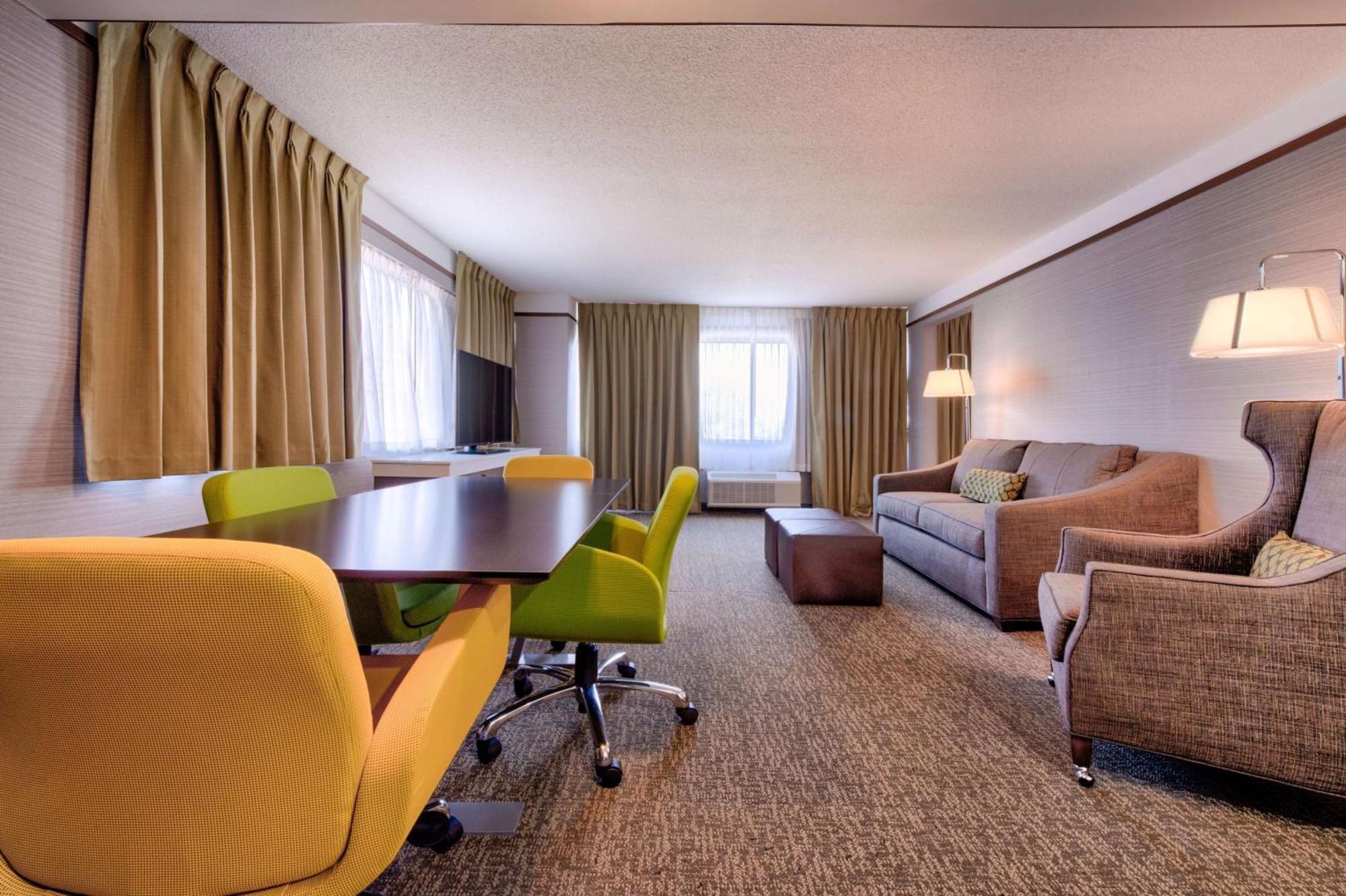 Hilton Garden Inn Detroit Southfield Dış mekan fotoğraf