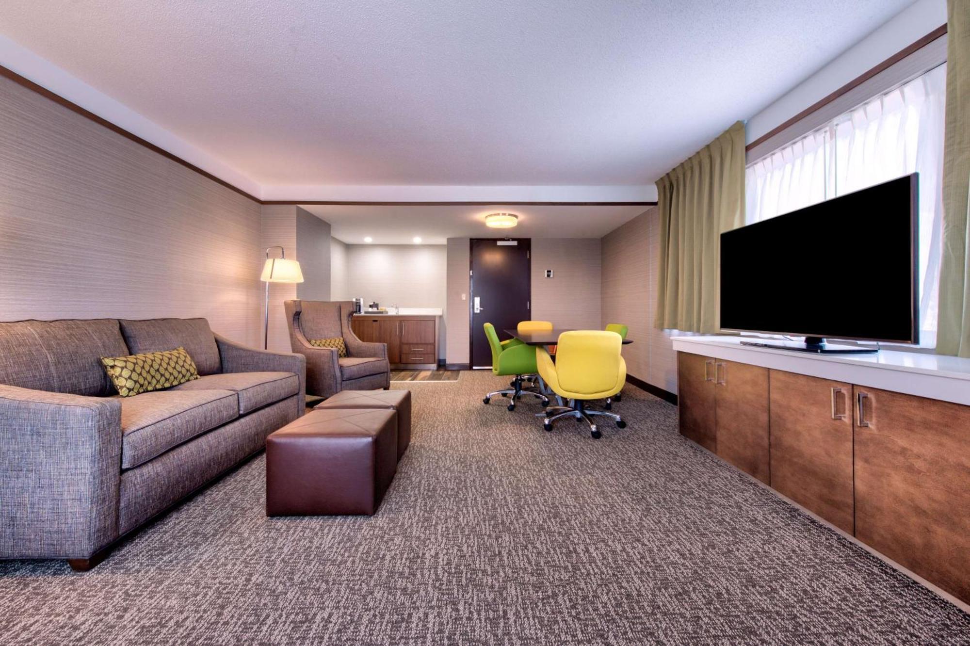 Hilton Garden Inn Detroit Southfield Dış mekan fotoğraf