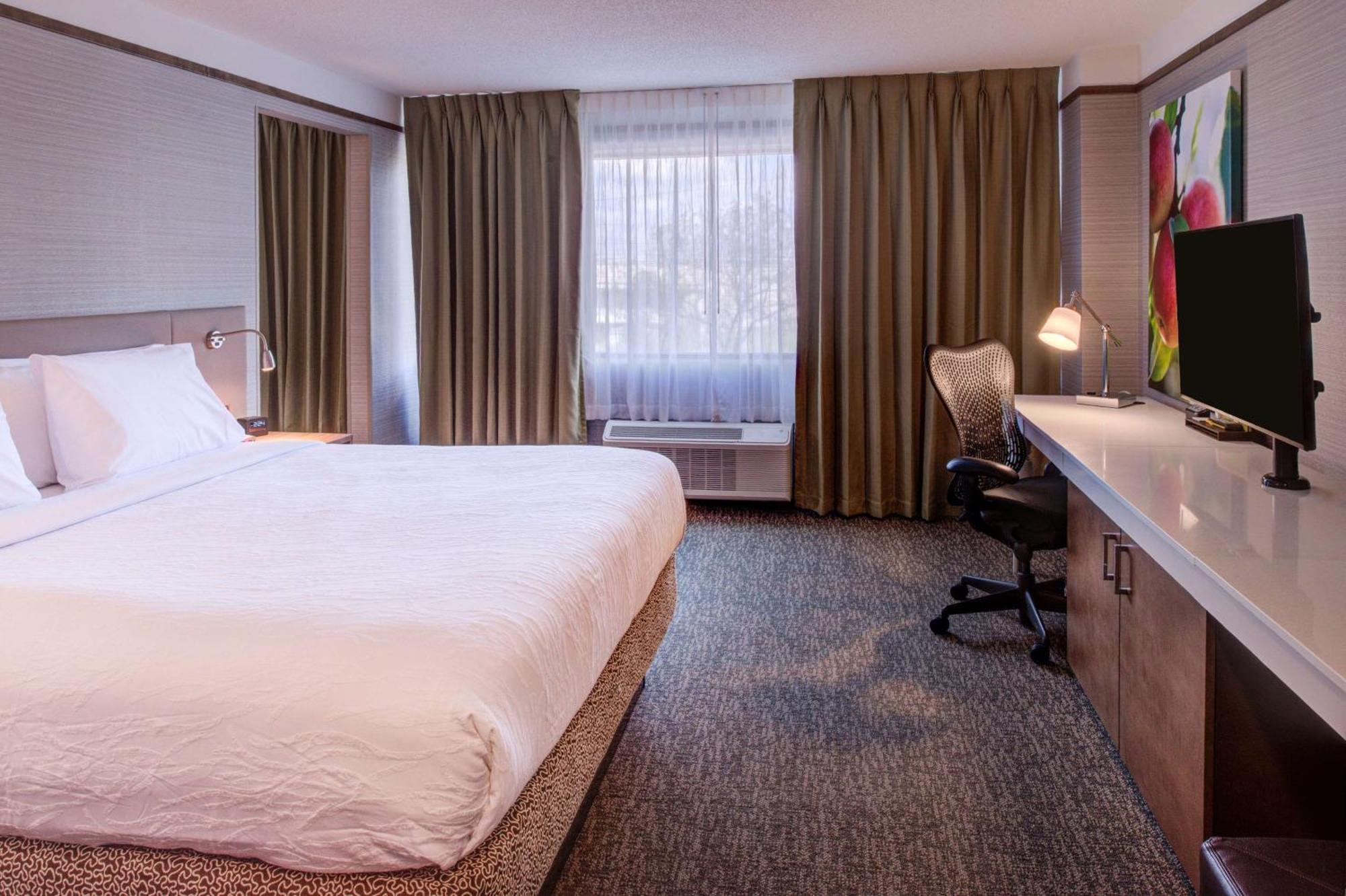 Hilton Garden Inn Detroit Southfield Dış mekan fotoğraf
